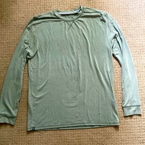Green Free Fly long sleeve crew neck t shirt.